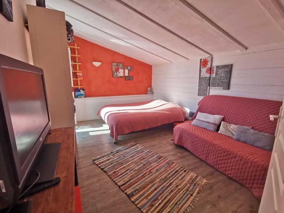 Entre Ventoux Et Luberon, Appartement Dans Maison. Malemort-du-Comtat Exterior foto
