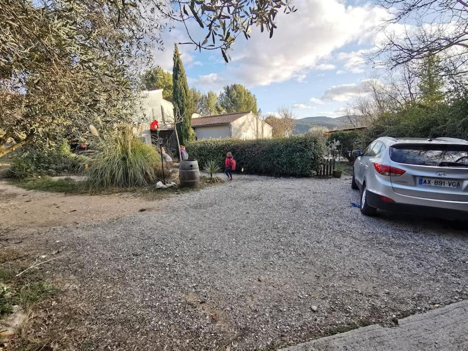 Entre Ventoux Et Luberon, Appartement Dans Maison. Malemort-du-Comtat Exterior foto